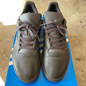 Adidas Yeezy Powerphase by Kanye West